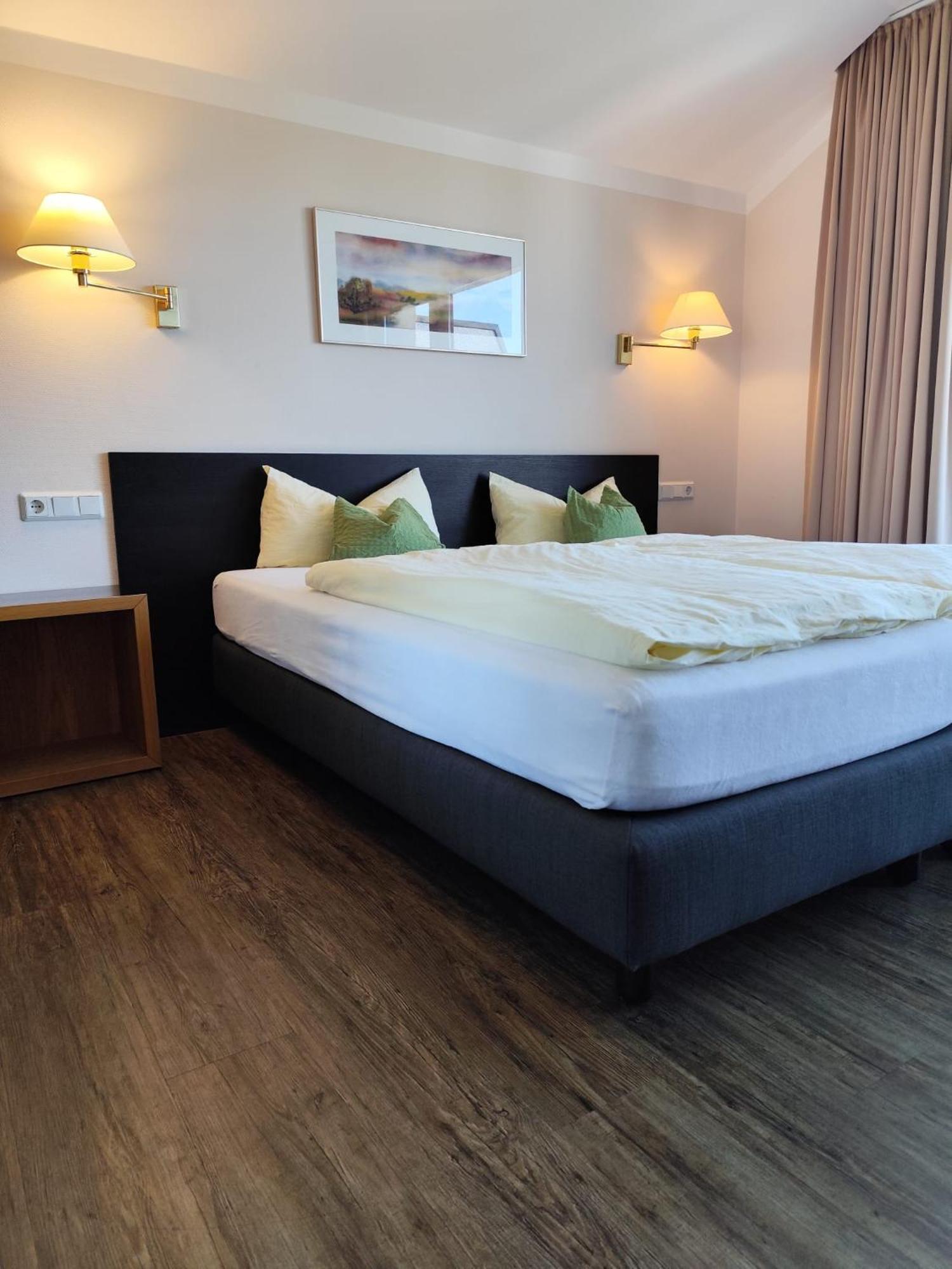 Garni Hotel & Ferienwohnungen Seeschloesschen Waldeck  Εξωτερικό φωτογραφία